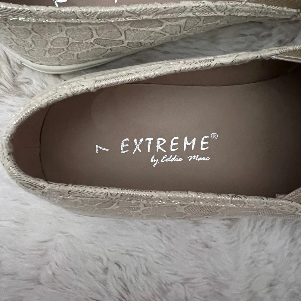 7 EXTREME by Eddie Marc Women's Slip On Sneakers Metallic Embossed Gold Silver 7
